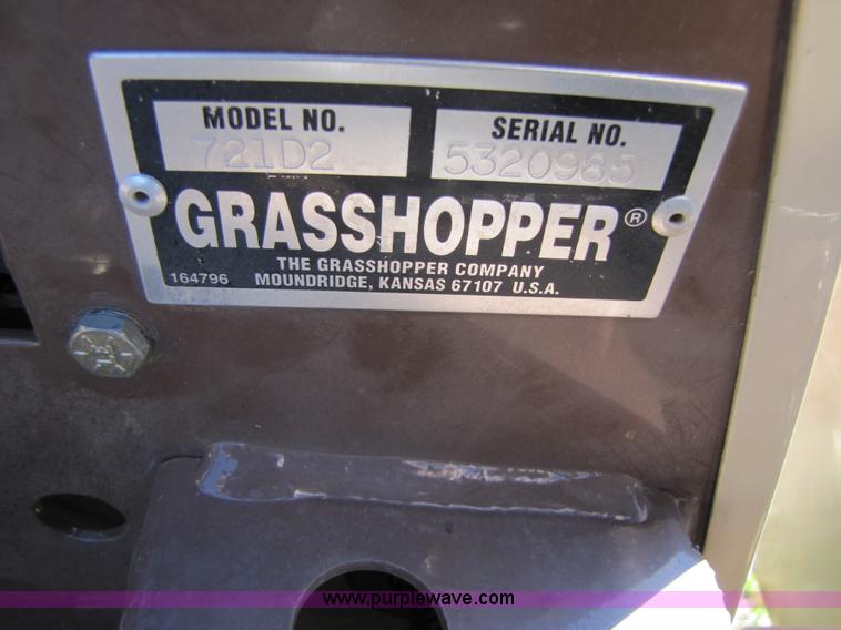 image for item 3542 2003 Grasshopper 721D zero turn 52" riding mower