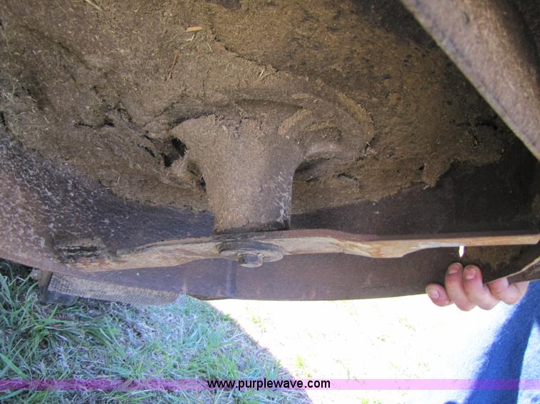 image for item 3542 2003 Grasshopper 721D zero turn 52" riding mower