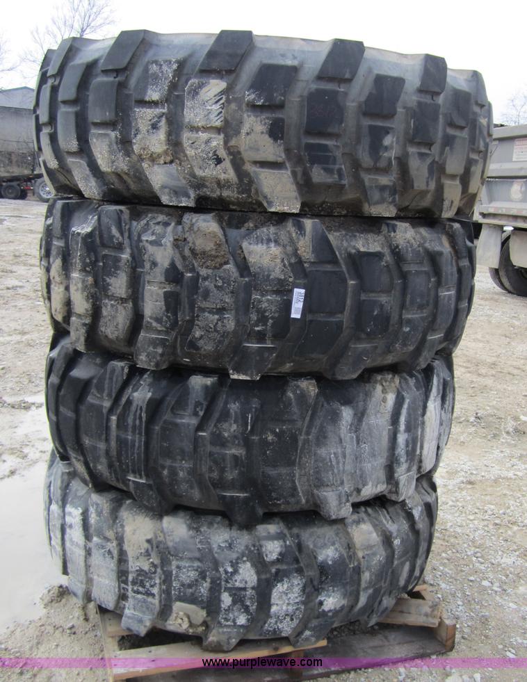 image for item 3812 (4) Michelin 16.00R20X2L tires