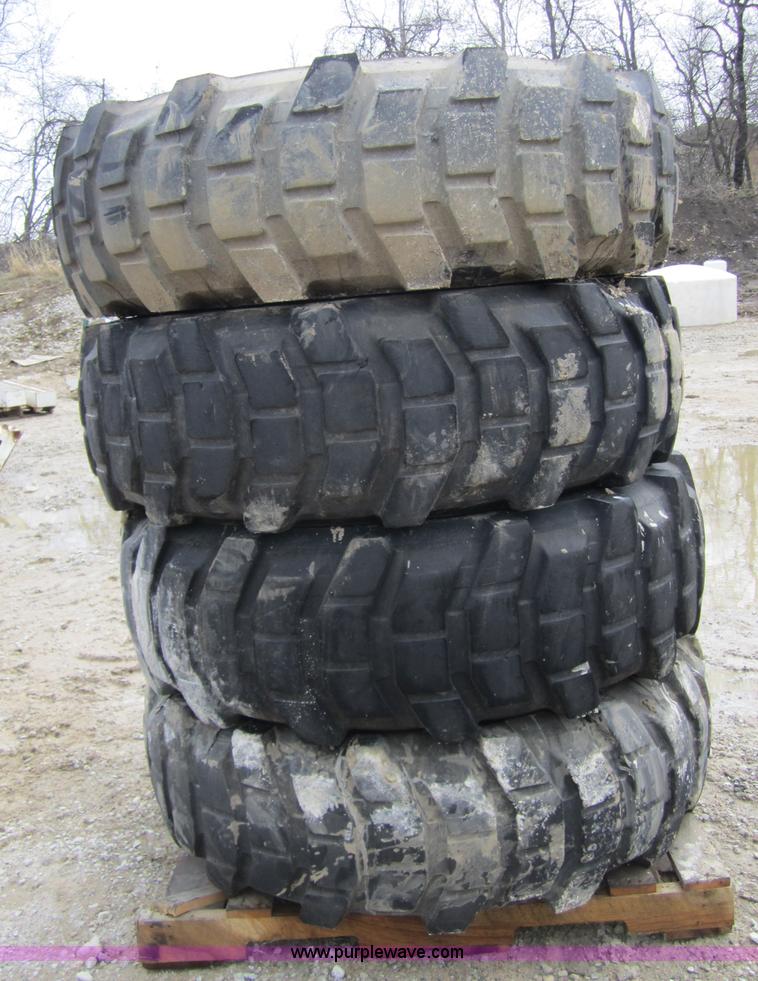 image for item 3812 (4) Michelin 16.00R20X2L tires