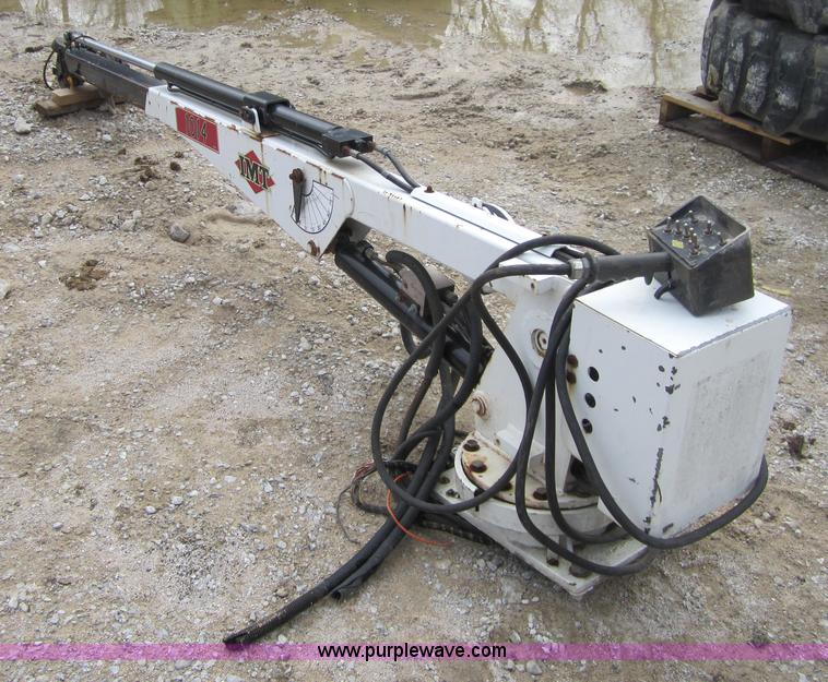 2000 IMT 1014 auto crane in Tulsa, OK Item 3813 sold Purple Wave