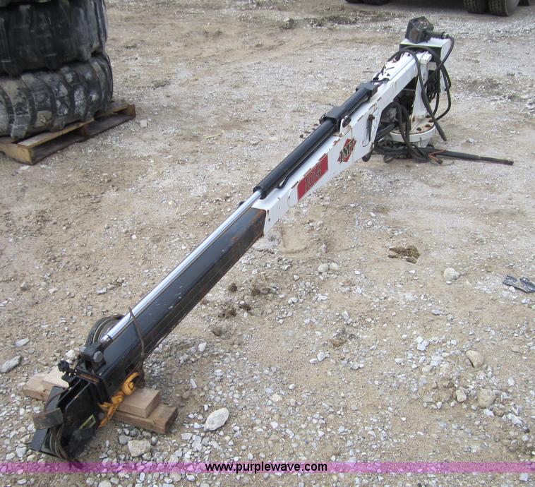 image for item 3813 2000 IMT 1014 auto crane