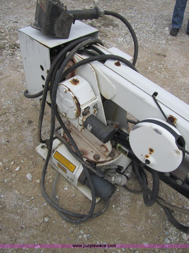 2000 IMT 1014 auto crane in Tulsa, OK Item 3813 sold Purple Wave