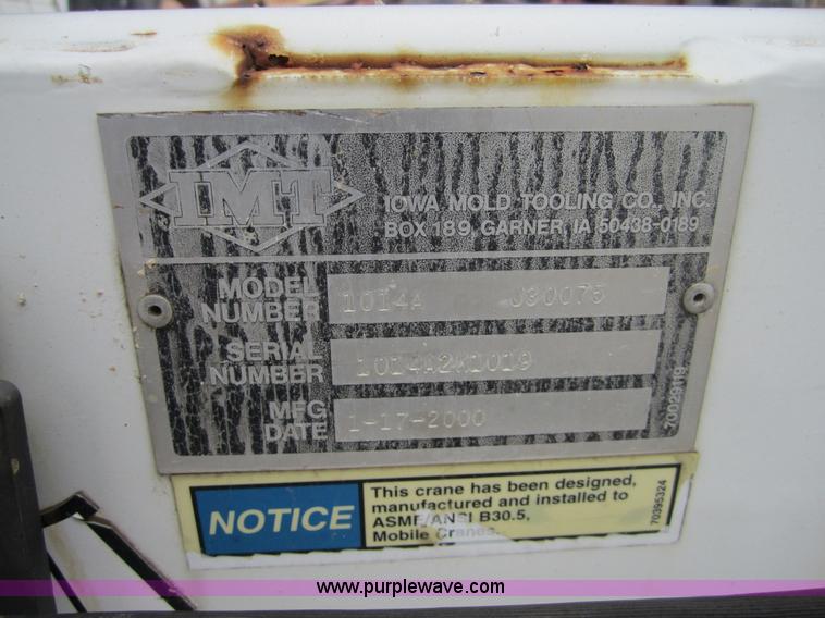 image for item 3813 2000 IMT 1014 auto crane