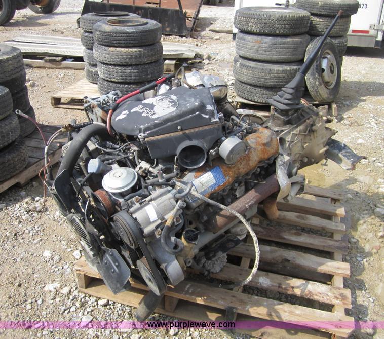 image for item 3820 1994 Ford 7.3L diesel engine