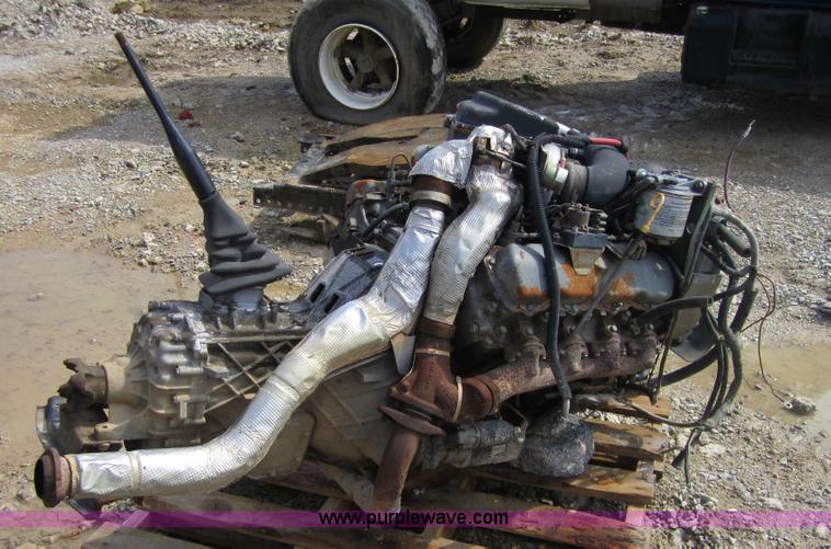 image for item 3820 1994 Ford 7.3L diesel engine