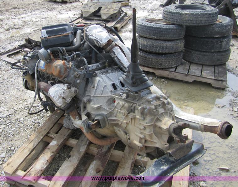 image for item 3820 1994 Ford 7.3L diesel engine