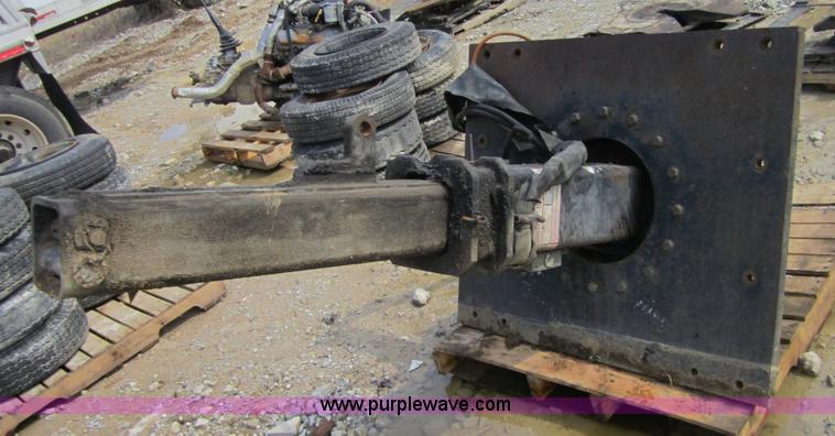 image for item 3823 Rotating hydraulic two stage lift