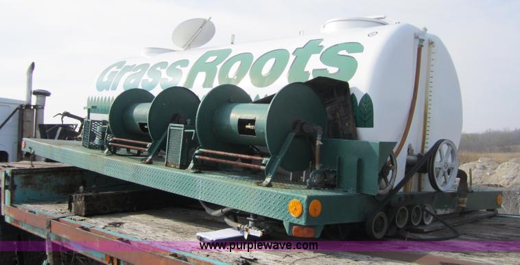 image for item 3829 Fiberglass mixer tank