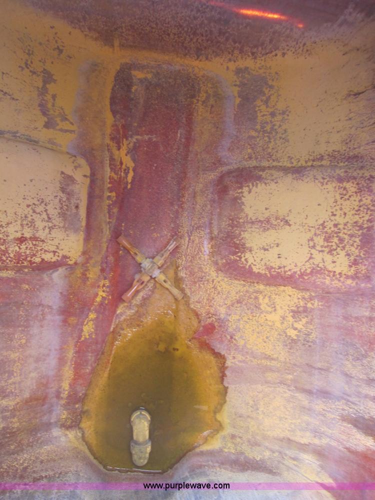 image for item 3829 Fiberglass mixer tank