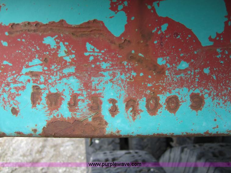 image for item 3830 1969 Freuhauf drop deck semi trailer