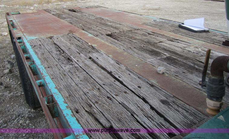 image for item 3830 1969 Freuhauf drop deck semi trailer