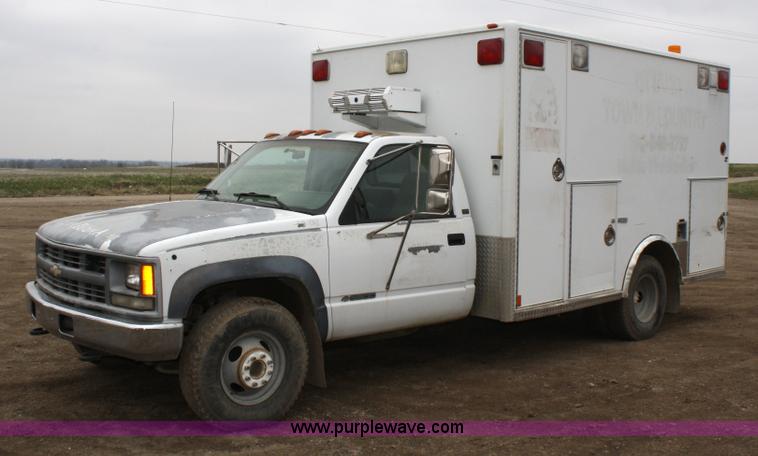 image for item 5094 1994 Chevrolet K3500 Silverado ambulance