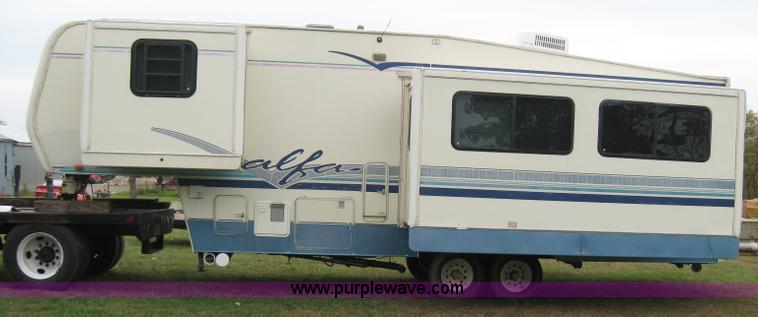 image for item 5593 1995 Alfa Leisure RV14155 fifth wheel camper