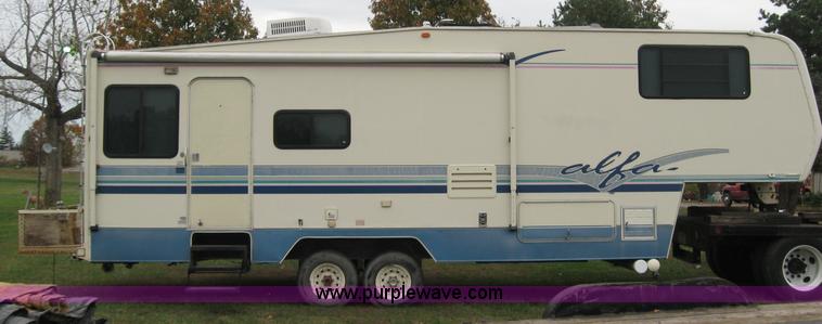image for item 5593 1995 Alfa Leisure RV14155 fifth wheel camper