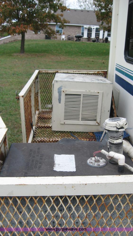 image for item 5593 1995 Alfa Leisure RV14155 fifth wheel camper