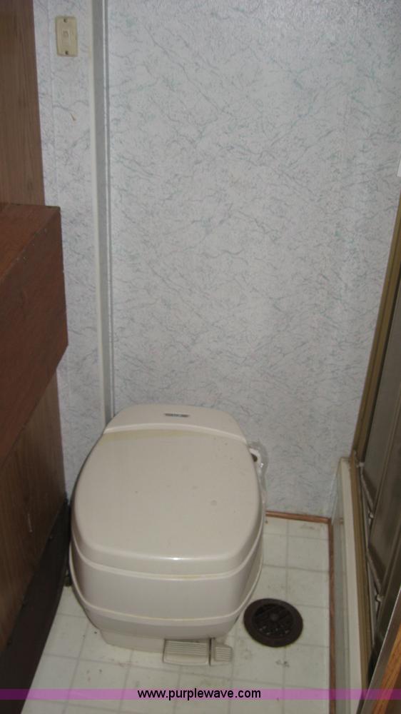 image for item 5593 1995 Alfa Leisure RV14155 fifth wheel camper