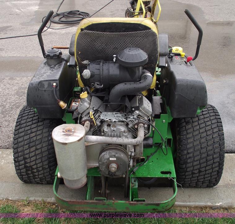 image for item 5766 John Deere 737A ZTR mower