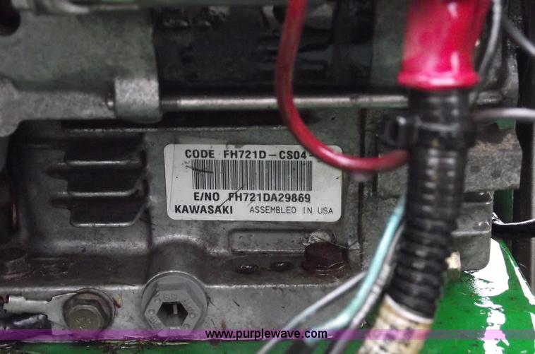 image for item 5766 John Deere 737A ZTR mower