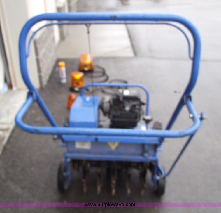 image for item 5771 Blue Bird B-530 commercial aerator