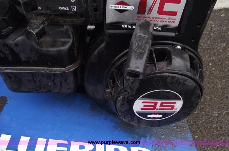 image for item 5771 Blue Bird B-530 commercial aerator