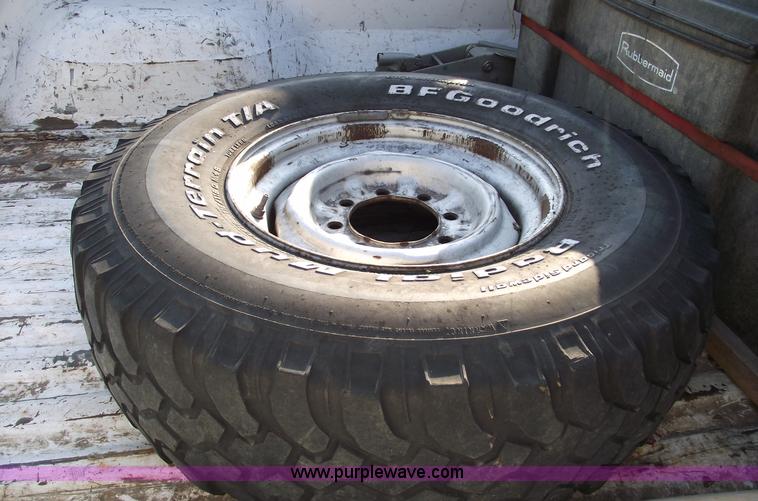 image for item 5774 1996 Ford F250 XL extended cab pickup truck