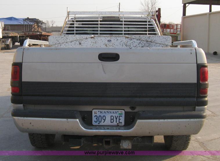 image for item 8101 1998 Dodge Ram 2500 Laramie SLT pickup truck