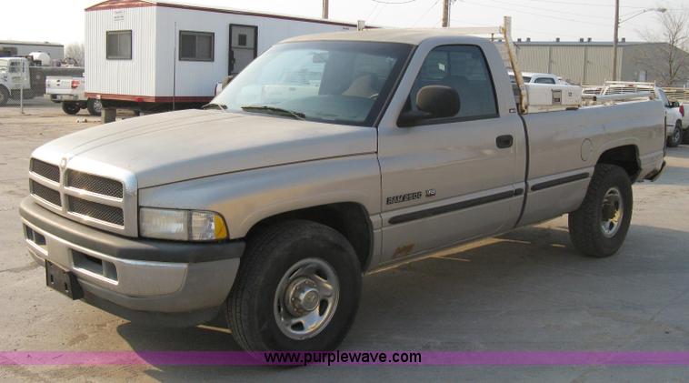 image for item 8101 1998 Dodge Ram 2500 Laramie SLT pickup truck