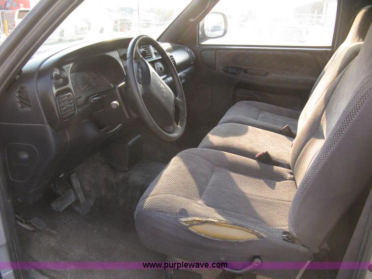 image for item 8101 1998 Dodge Ram 2500 Laramie SLT pickup truck