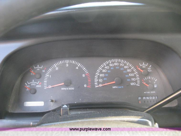 image for item 8101 1998 Dodge Ram 2500 Laramie SLT pickup truck