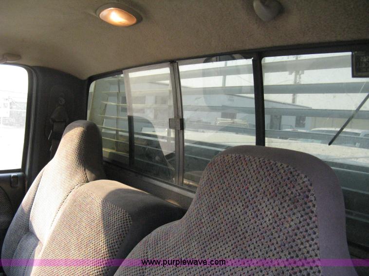 image for item 8101 1998 Dodge Ram 2500 Laramie SLT pickup truck