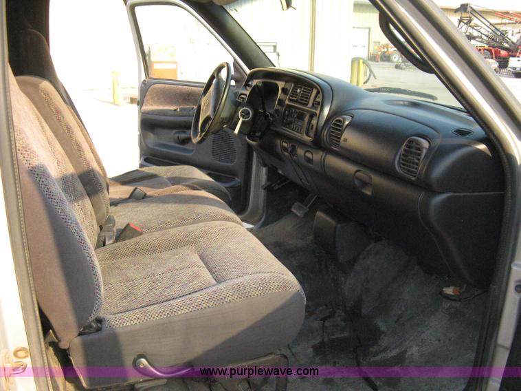 image for item 8101 1998 Dodge Ram 2500 Laramie SLT pickup truck