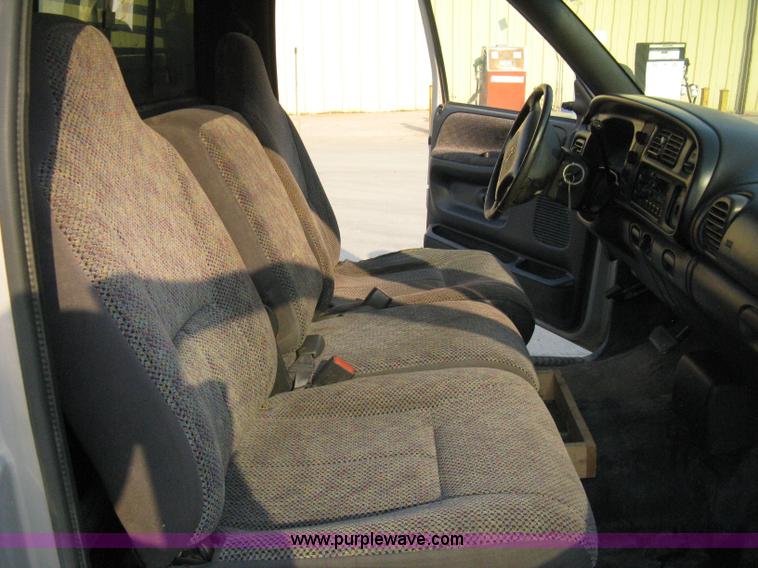 image for item 8101 1998 Dodge Ram 2500 Laramie SLT pickup truck