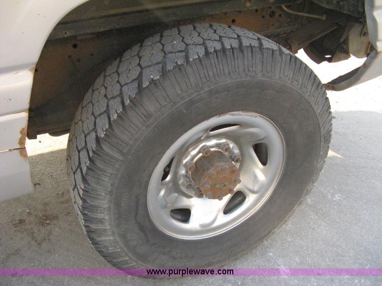 image for item 8101 1998 Dodge Ram 2500 Laramie SLT pickup truck