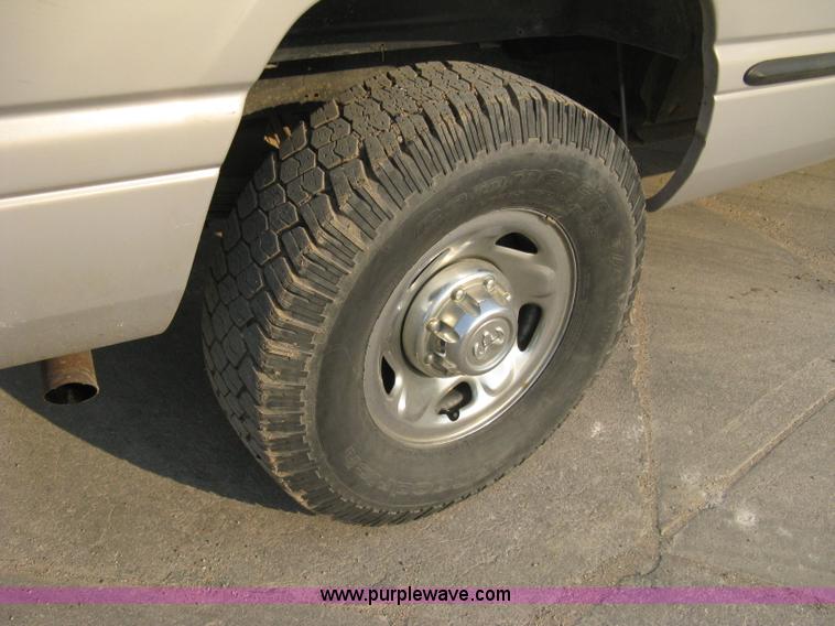 image for item 8101 1998 Dodge Ram 2500 Laramie SLT pickup truck