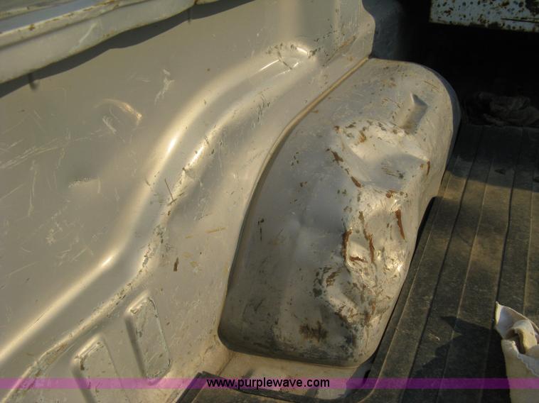 image for item 8101 1998 Dodge Ram 2500 Laramie SLT pickup truck