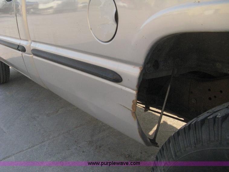 image for item 8101 1998 Dodge Ram 2500 Laramie SLT pickup truck