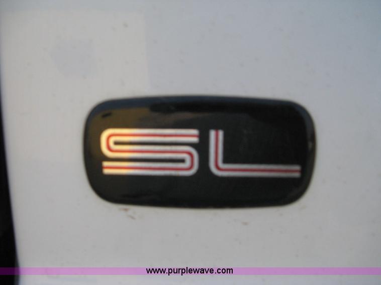 image for item 8103 2002 GMC Sierra C1500 SL pickup truck