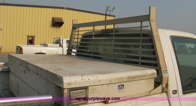 image for item 8104 1998 GMC Sierra C2500 SL pickup truck