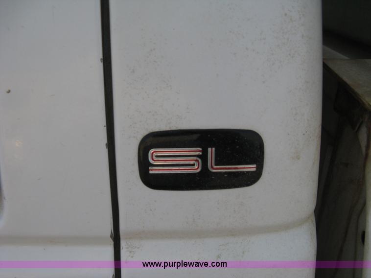 image for item 8104 1998 GMC Sierra C2500 SL pickup truck