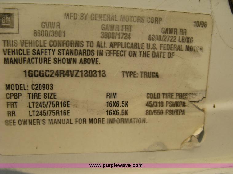 image for item 8107 1997 Chevrolet Silverado C2500 pickup truck