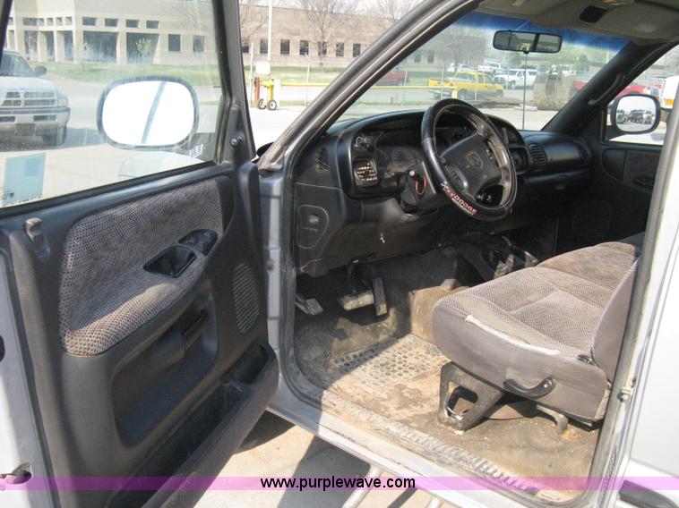 image for item 8108 1998 Dodge Ram 2500 Laramie SLT pickup truck