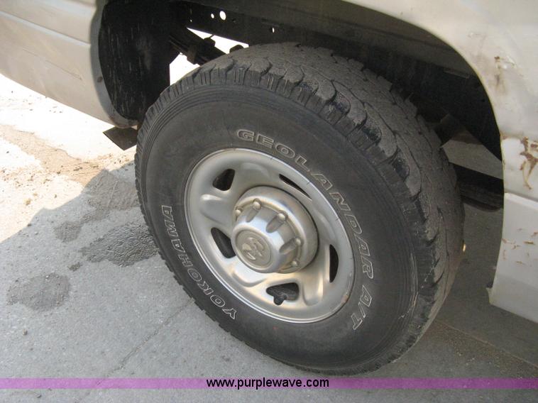 image for item 8108 1998 Dodge Ram 2500 Laramie SLT pickup truck