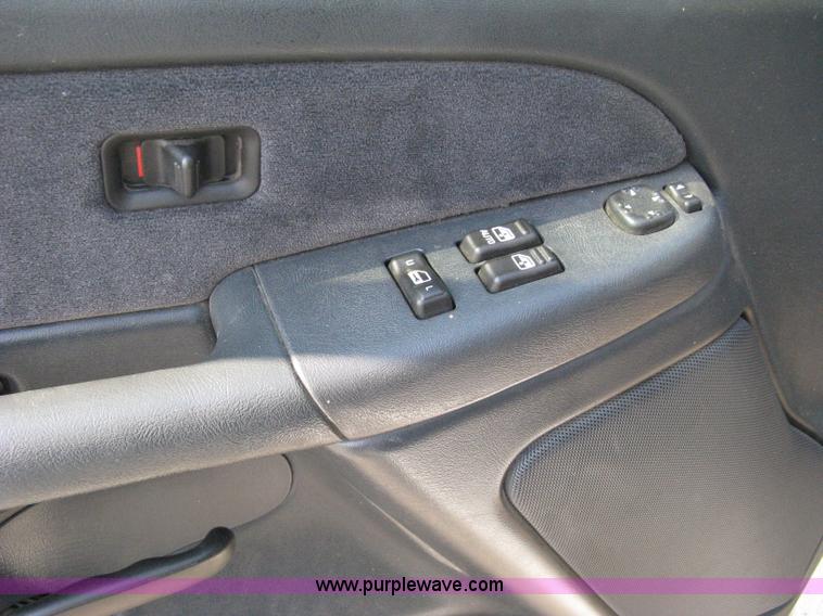 image for item 8109 2002 Chevrolet Silverado C1500 LS extended cab pickup truck