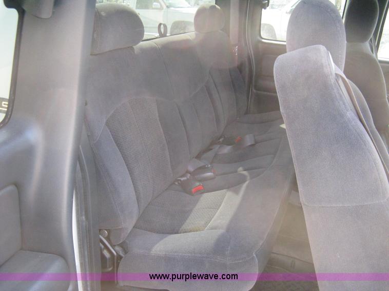 image for item 8109 2002 Chevrolet Silverado C1500 LS extended cab pickup truck