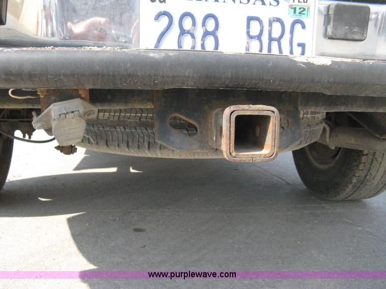 image for item 8109 2002 Chevrolet Silverado C1500 LS extended cab pickup truck