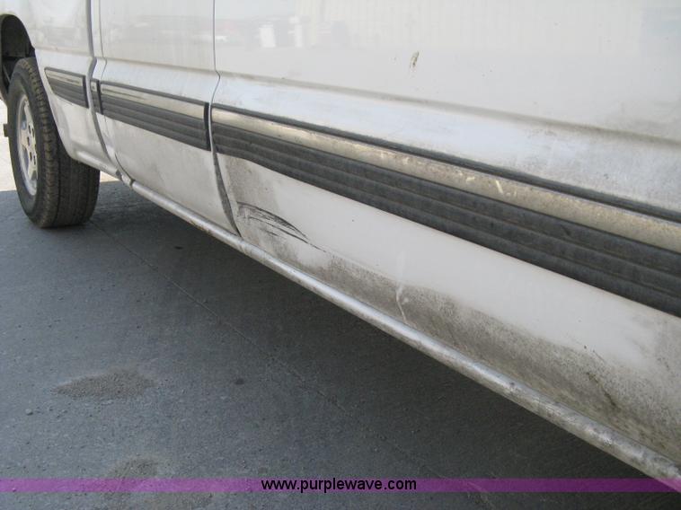 image for item 8109 2002 Chevrolet Silverado C1500 LS extended cab pickup truck