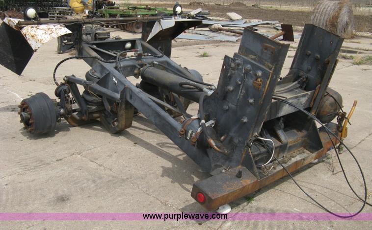 image for item 8122 Semi truck stinger axle