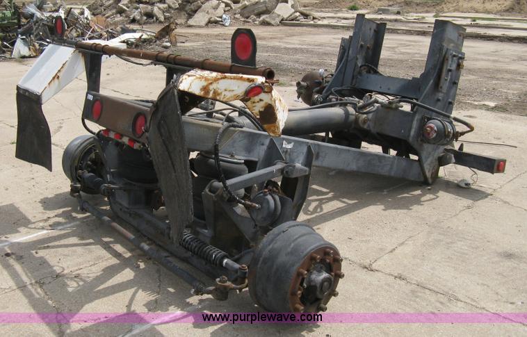 image for item 8122 Semi truck stinger axle