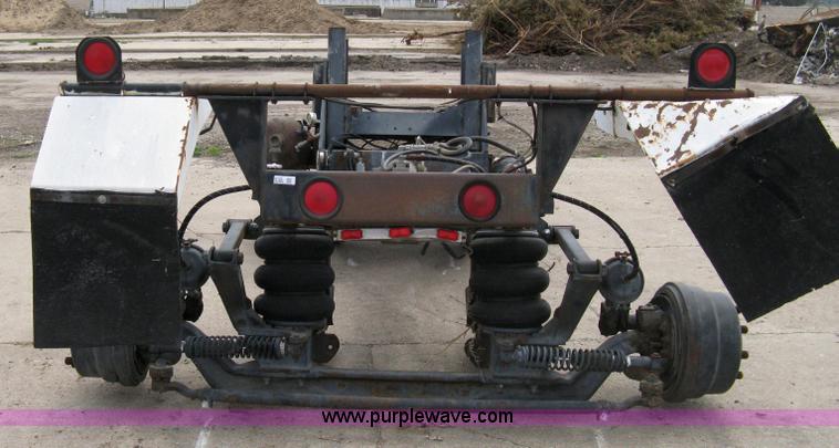 image for item 8122 Semi truck stinger axle